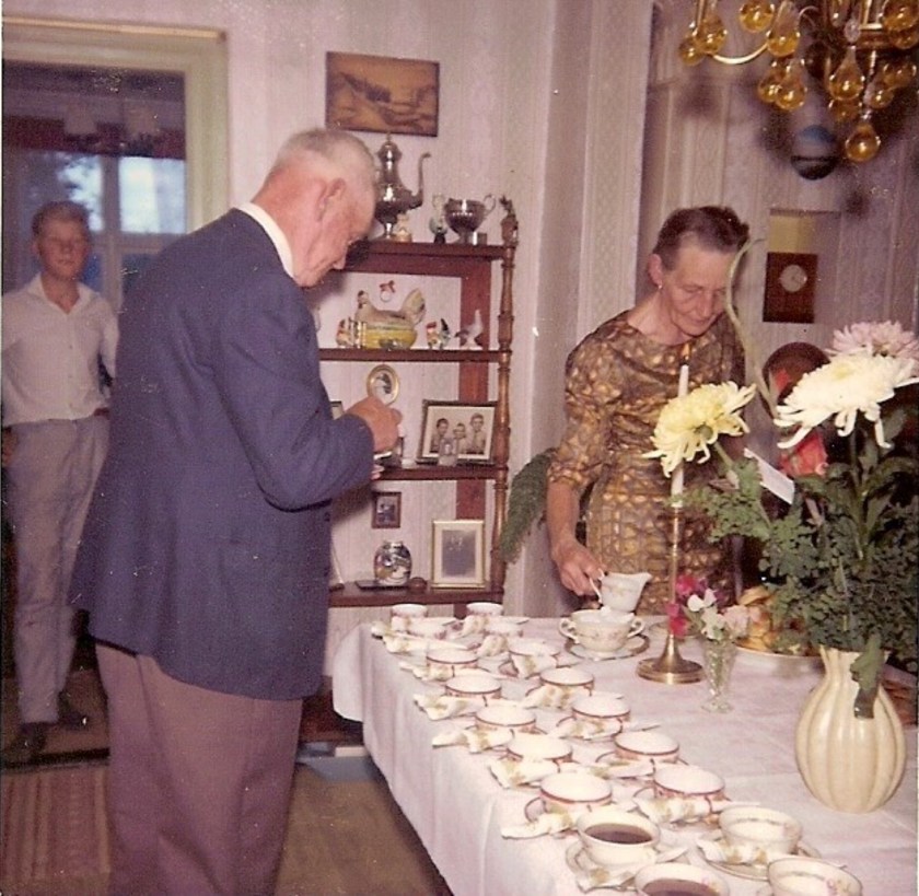 207D31BA-B04E-4C1E-AA69-08FE8248BEE3