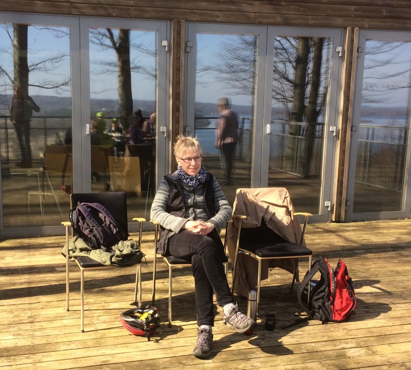 31220539-9765-4F37-BEAD-78A5092BD3E2