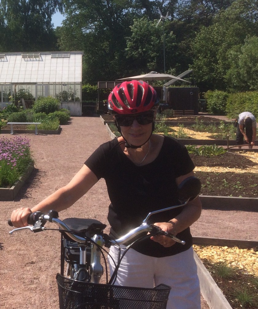 1F8204BF-F346-4309-B859-219AEB8071B7