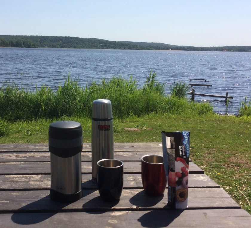 AA6E3C4B-3E9C-4808-A3ED-653D3B1657EB