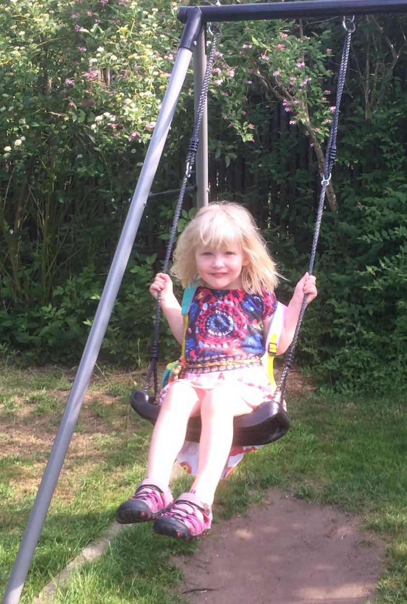 CC1272EA-572B-4E81-8A2F-E3499E868D5E