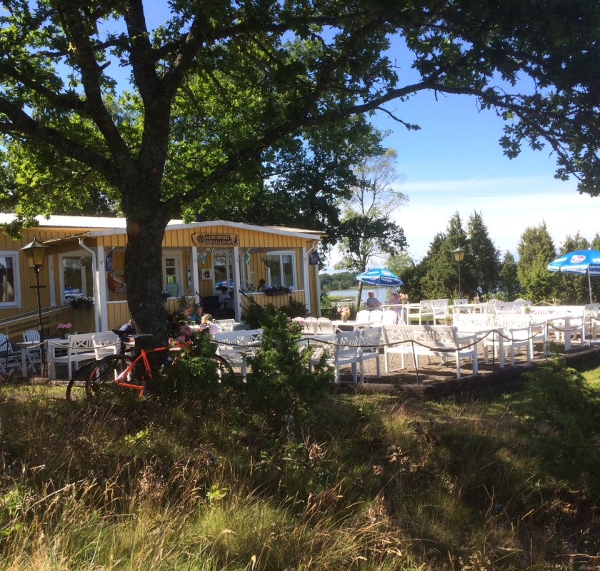 ABD0791E-C90B-4E9C-8046-141A1831C6A2