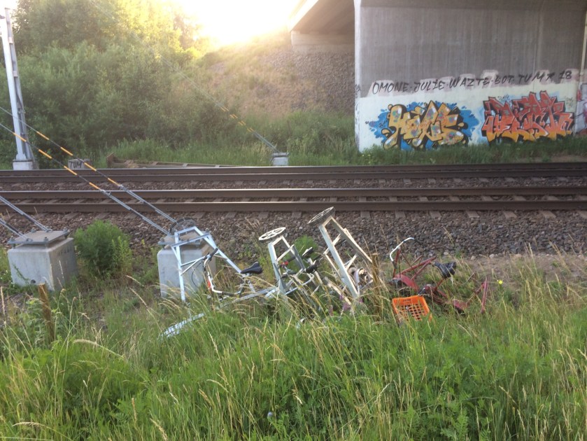 B3D511FD-FCCA-4878-BB86-960B40C5CC5A