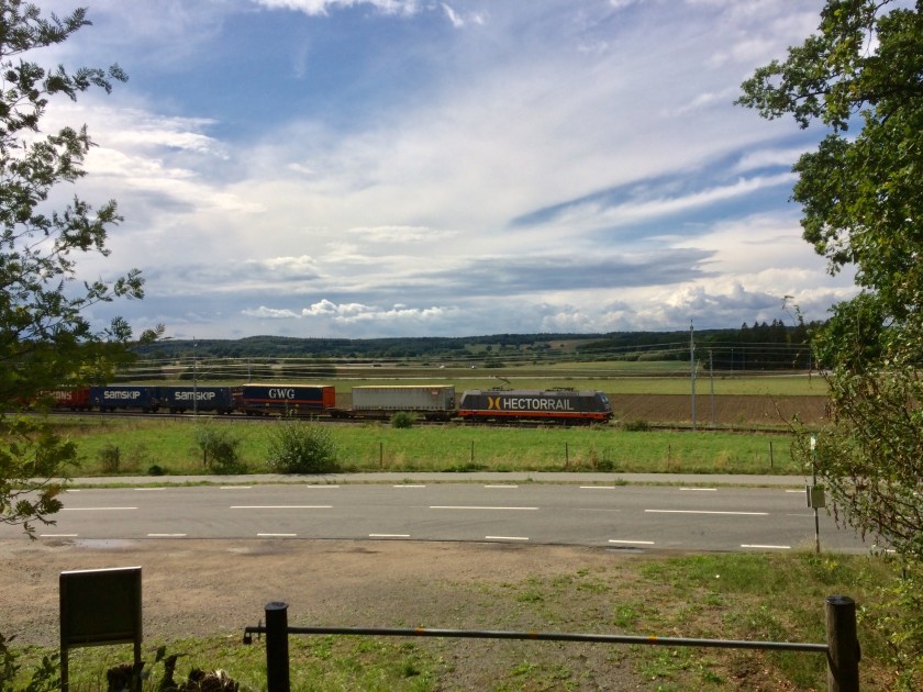 7E176715-32FF-4A68-8AF1-77CCDC043141