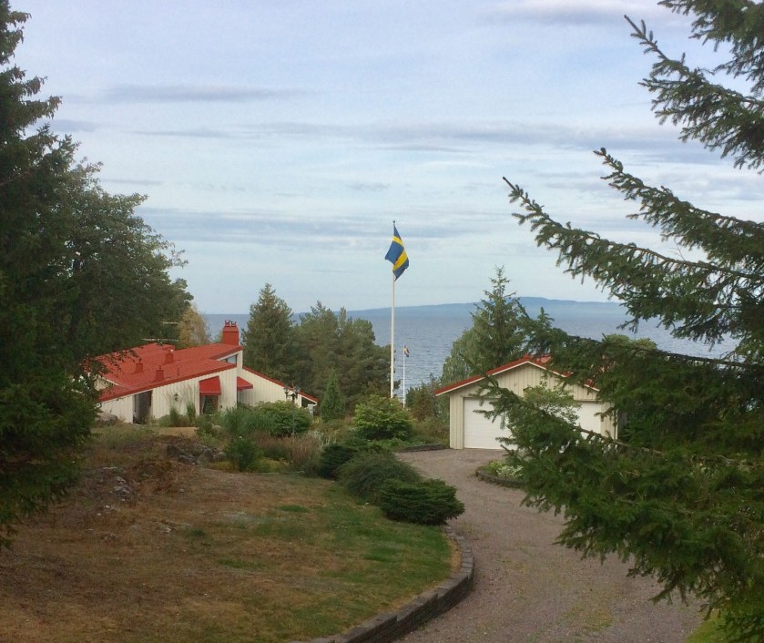 F8478C90-B45D-4930-B722-6B06E078E76D