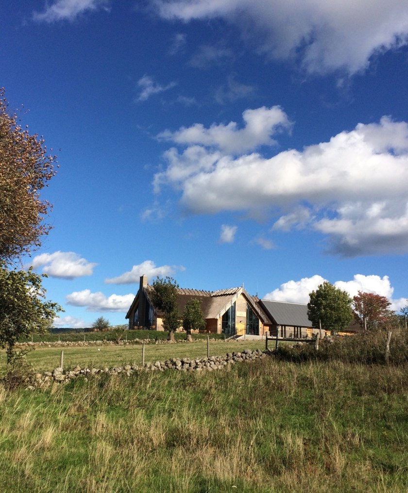 0791CE00-8891-4A47-8DCF-7C4B722591BD