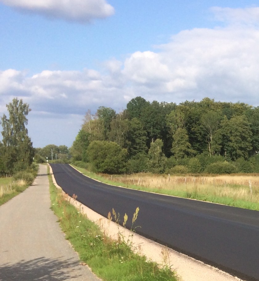 E6FF7978-B5AF-4976-B9EB-37F4637452AB