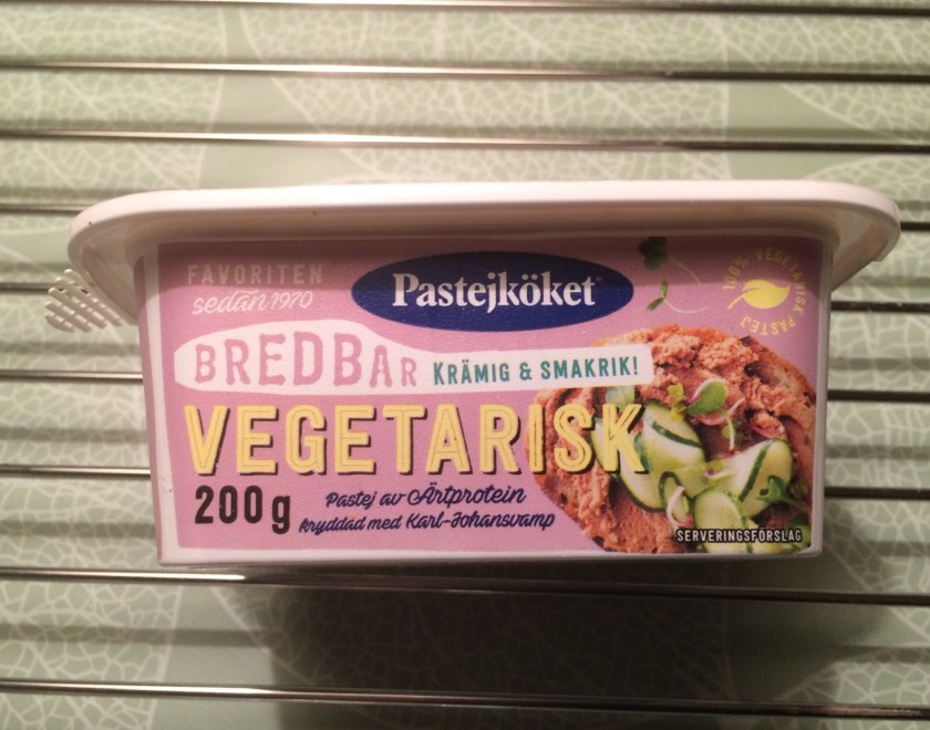 F1AD3E87-4D9E-4718-9401-D33FE53717B9