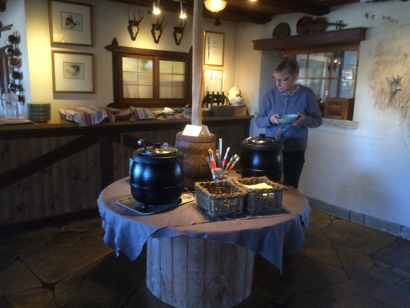 33201328-3095-4315-A81C-D1A14A441995