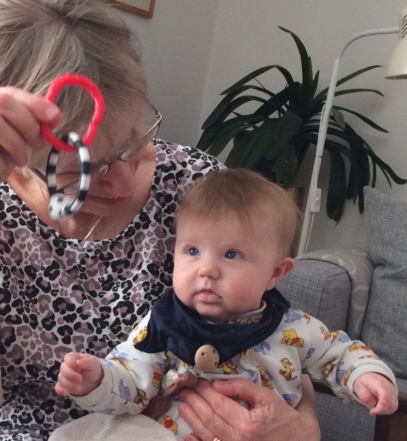 E025DFA6-884E-4C21-A4DA-239637944A1F