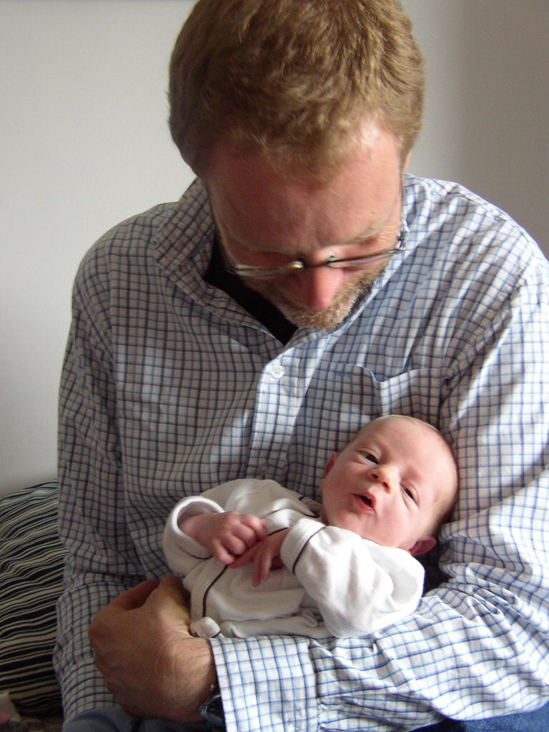 BE9943E3-25AF-4EA3-9951-9B59404EEBDF