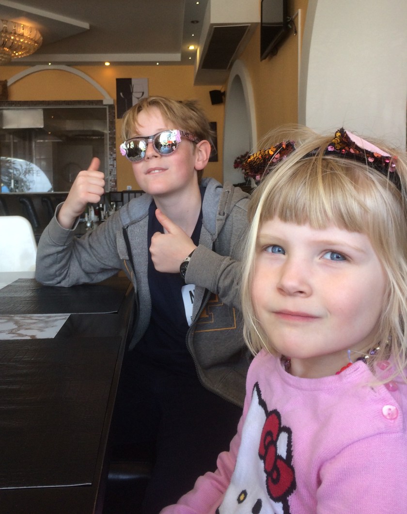 D6586332-F5E3-4BBE-B064-421340B14005