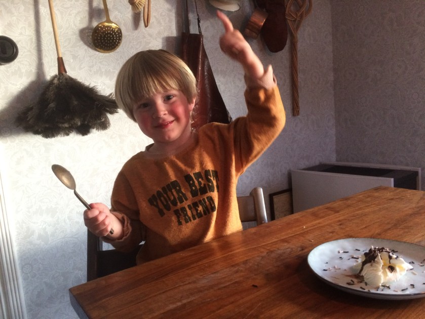 FABD8BC8-FAB9-46AB-8499-183EC536FF10