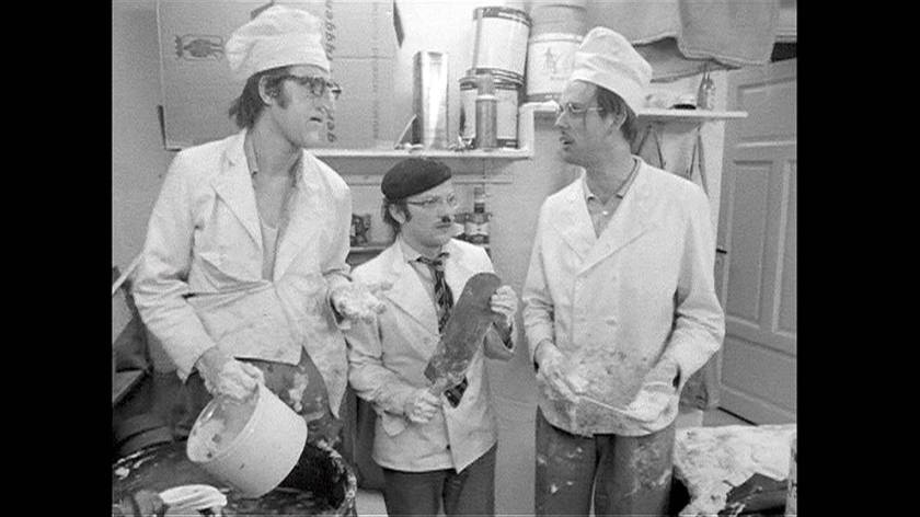 E6E8E5B8-891A-4939-B283-5CA4FDCA686E