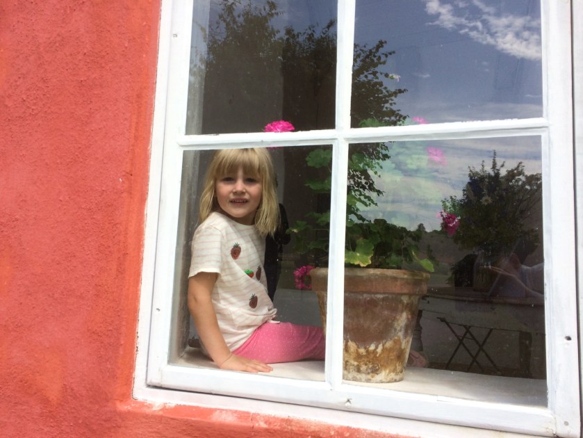 6493F52F-BDE2-46EA-B2AC-FF2432E2A3D5