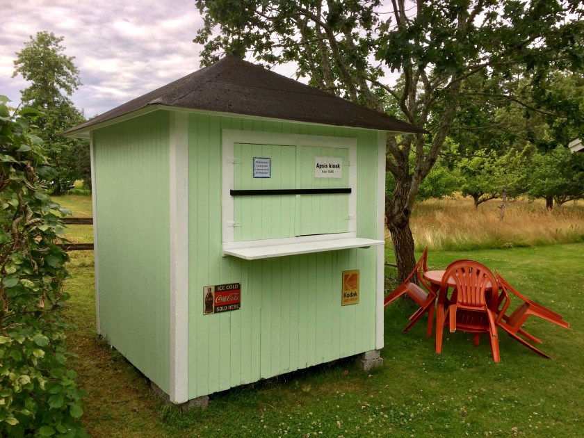 A1DC395A-EEA3-4CC3-AC5F-0E8C06643C30