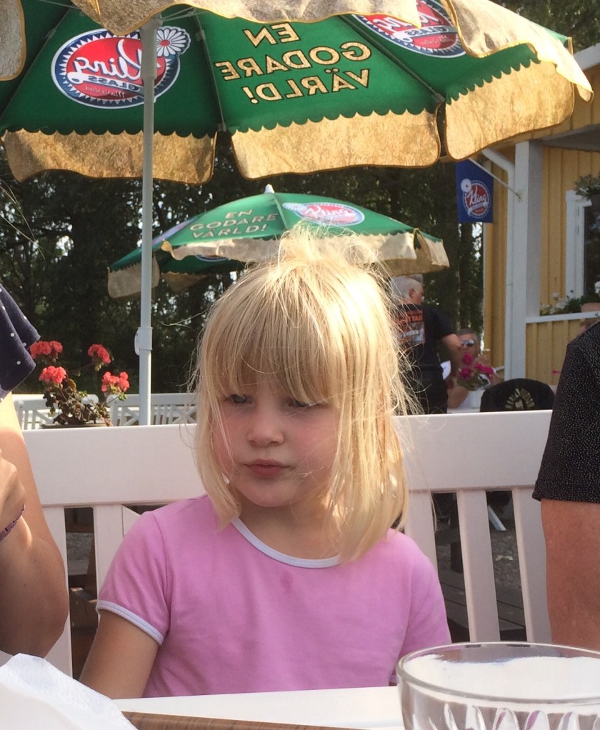 AAF7259B-DB85-4DAC-A5A4-D5B01A3DF410