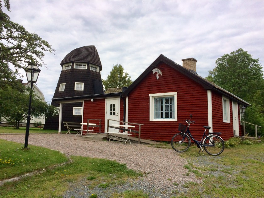 B513FA0C-DAC7-4525-9903-26C4212FB6FA