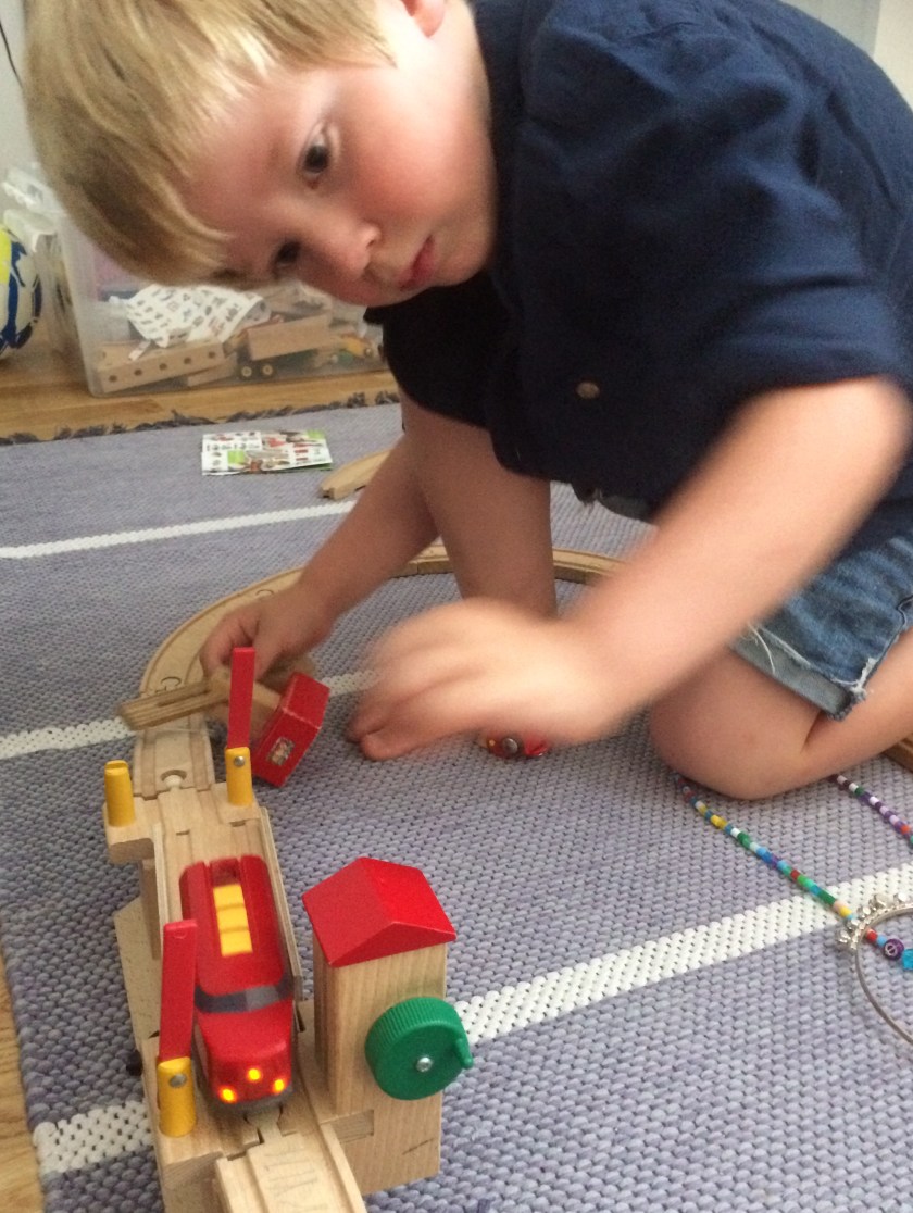 DB524BCA-7A4D-4A4D-9B96-190E23CEFBEA