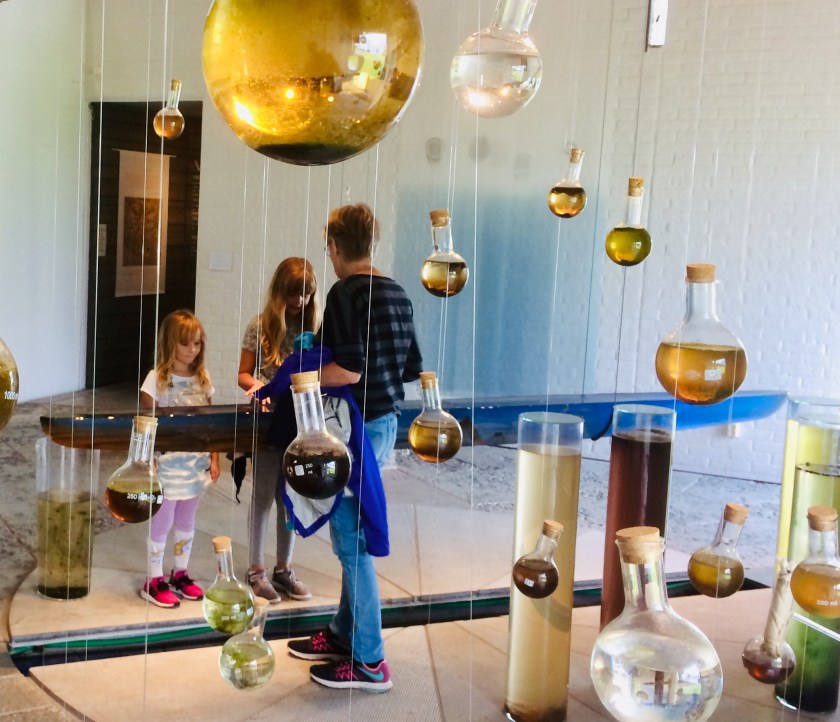 2B127F79-2984-4074-9C84-93A624E01E09