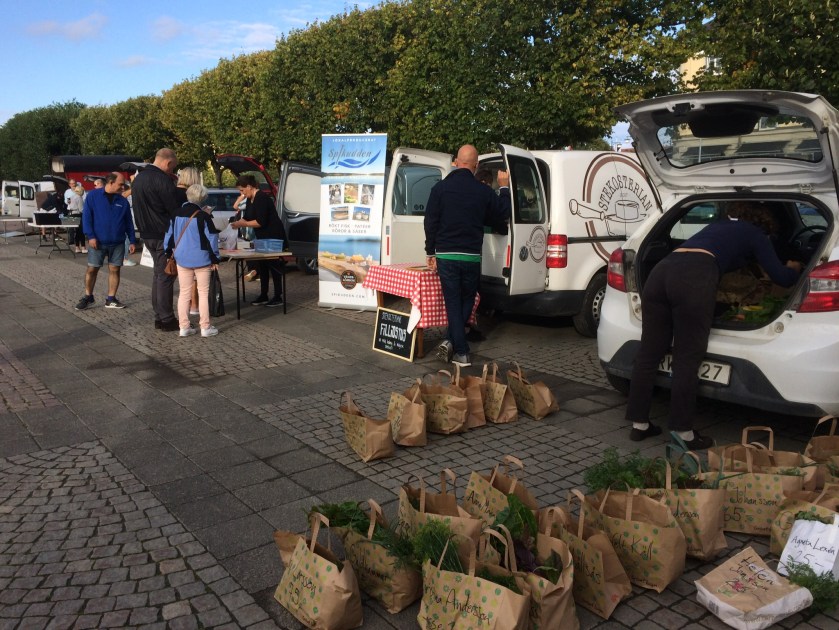 D3029101-7A97-4B0B-9EBC-39A4D0E1F781