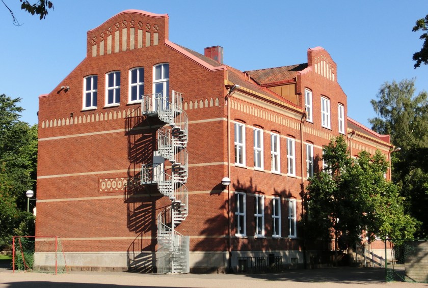 F80BED33-6C1C-4B9E-8DDE-9A6B2C96F6ED