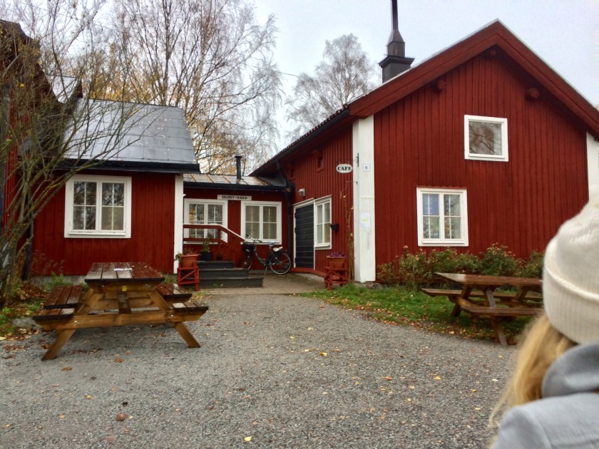 0FEC8E95-7F05-4917-8DAF-E3854428D869