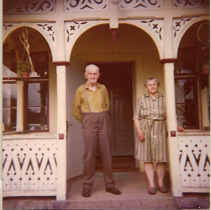 E2B9BF61-CE51-4048-AAA9-C983A877AE26