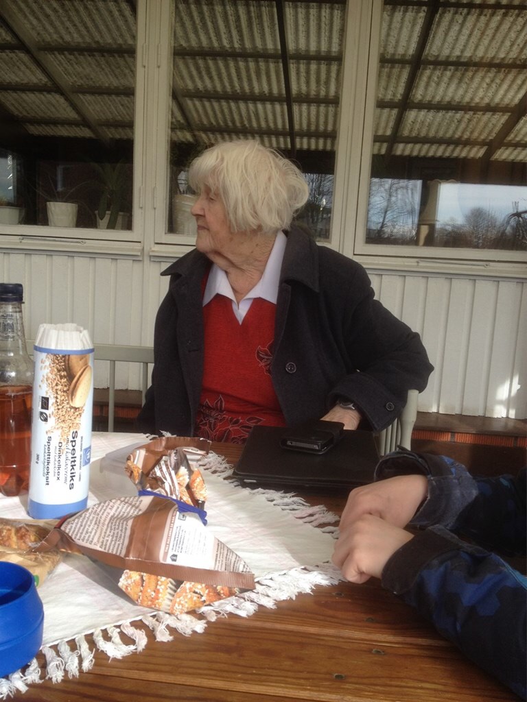 A81BB351-CD25-47D7-80DF-08A953A6BC4D