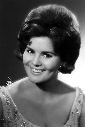 D07DA63B-13A3-438E-A819-F4A8DA637573