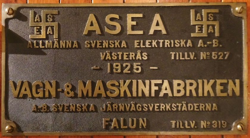 DA553EF4-DD53-49E8-A38D-FD674B80F6AC