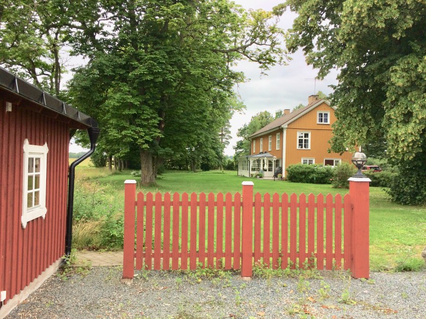 1FB71D85-1AF7-4848-A1B3-F309C5088252