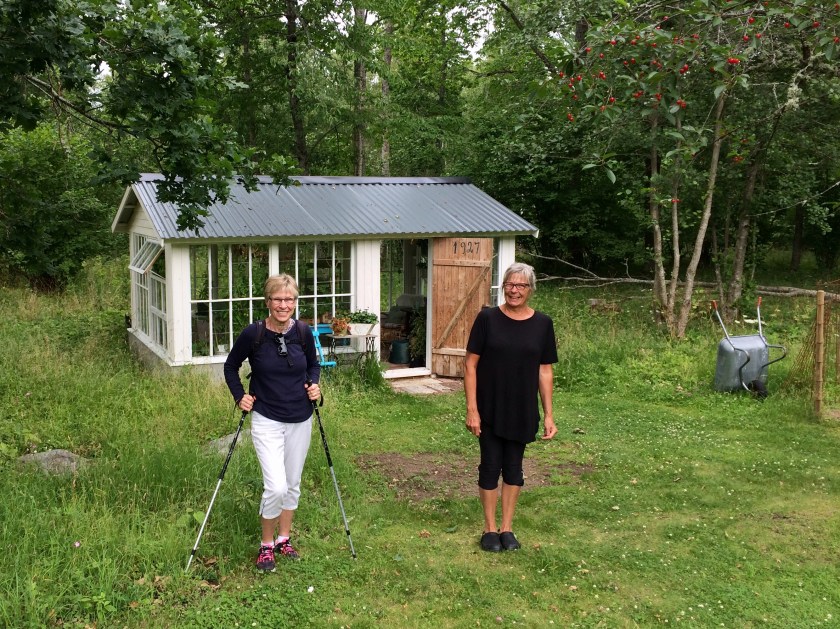 4BAFF14E-F85A-4380-8A60-62F594B8B27C