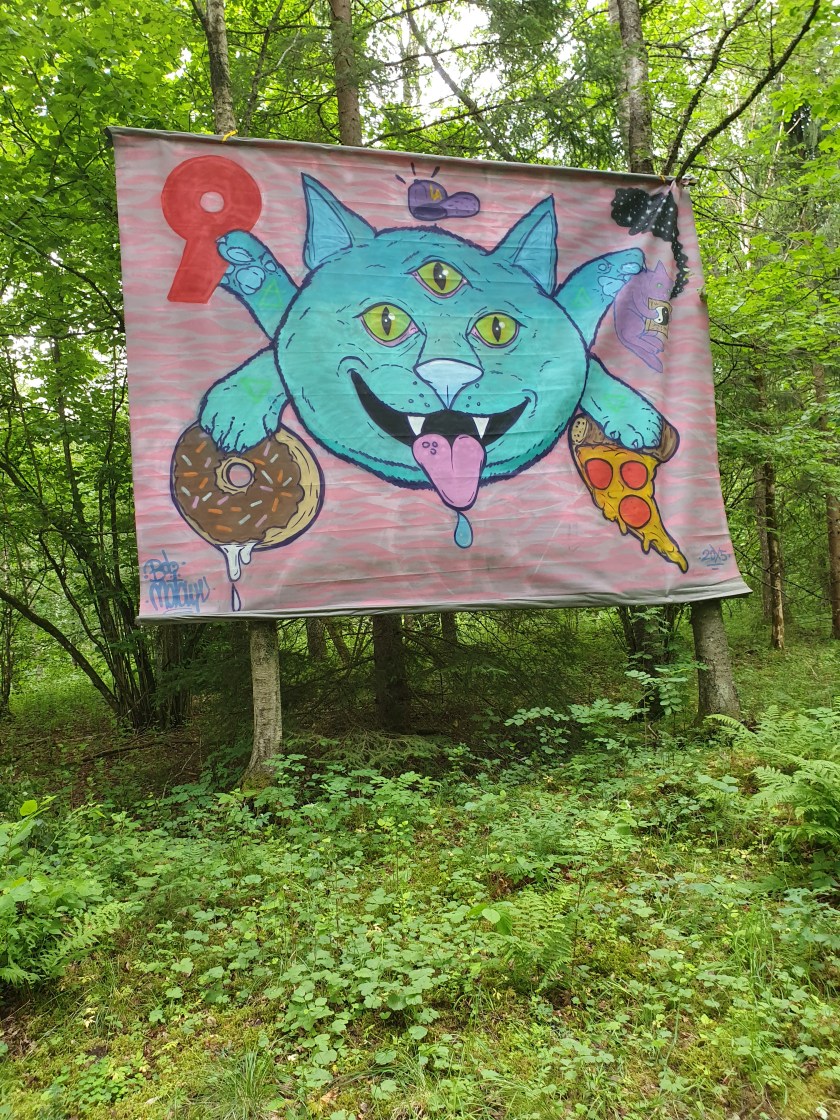 7A11BFD6-7FE8-4FCE-97CE-B453E4D3800B