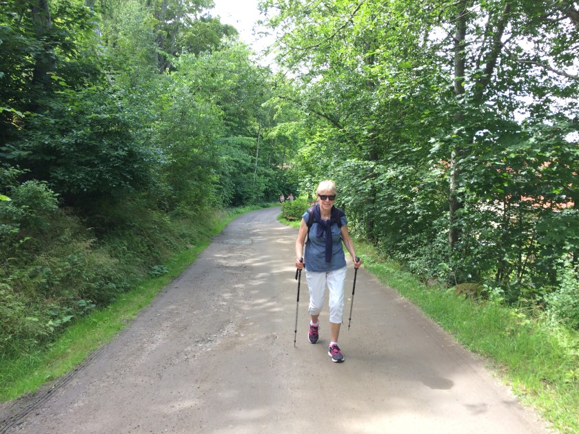 AFC59FF0-E6F8-4382-A794-F8AA523F694E